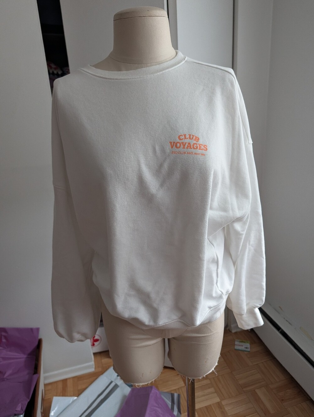 ESQUALO White Sweatshirt with Coral Logo Tag